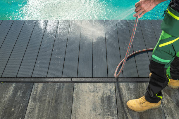 Best Commercial Pressure Washing  in Crystal Lake, FL
